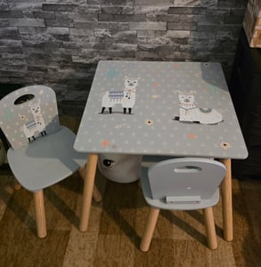 KESPER® Kindertisch mit 2 Stühlen mint – Kindersitzgruppe | Kindermöbel-Set für Kinderzimmer & Spielbereich | 3-teilig 1773313 Kunden-Foto 2