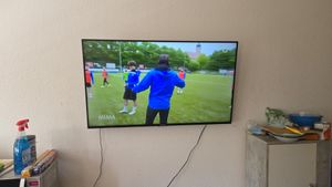 Belko® TV Wandhalterung, VESA max 400x400mm. Wandabstand: 25mm, für 32" - 65" Kunden-Foto 2