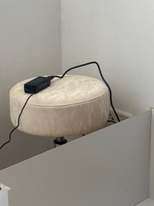 VASAGLE Schminkhocker Höhenverstellbarer Sitzhocker Rund 360° Drehbar ohne Lehne 38,5 x 38,5 x 44-56 cm Grau Kunden-Foto 2