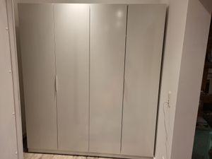 Kleiderschrank Dhuar, Eckmöbel für Schlafzimmer, Eckschrank mit 3 Flügeltüren, 133x91h184 cm, Weiß Kunden-Foto 1