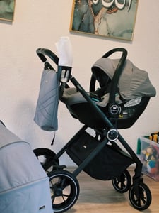 BabyLux® Kočík 3v1 Set GAVIA, Skladací, Sada Lahkých Kombinovaných Kočíkov Vrátane Vaničky na Kúpanie, športovej Sedačky, Autosedačky I-Size a ďalšieho Príslušenstva, 4 Polohy Sklonu, 0–22 kg Fotografia od zákazníka č. 1