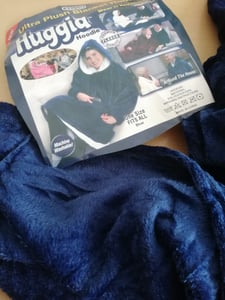 Kuschelige Hoodie Decke mit Ärmeln, Deckenpullover für Damen und Herren Kunden-Foto 1