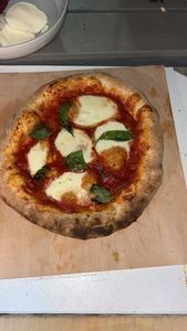 COSTWAY Outdoor Pizzaofen tragbar, Pizza Ofen aus Edelstahl mit Pizzastein, Pizzaschaufel, Thermometer, klappbaren Beinen & Tragetasche Kunden-Foto 3