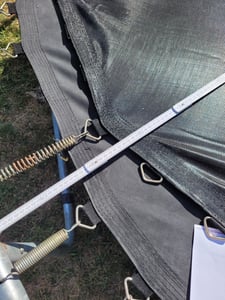 walexo Sprungtuch Sprungmatte incl. Federspanner für Trampolin Ø 305 cm 54 Ösen (Federn 16,5 cm) Kunden-Foto 1