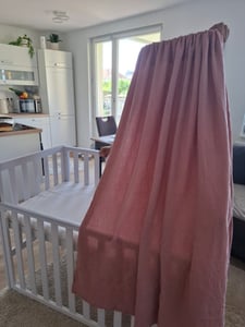 Handgefertigter Baumwoll Betthimmel für Babybett, Gold Applikation Kunden-Foto 1
