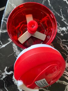 Gemüseschneider Zwiebelhacker, 300ML Manueller Lebensmittelzerkleinerer, Haushalt Kordelzug Design Zerkleinerer Fleischmixer Küche Kochen Zubehör Kunden-Foto 1
