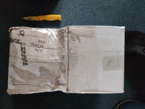 Artikel sind okay. Die Verpackung der Lieferung jedoch nicht.