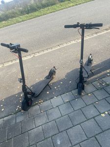 E Scooter mit Straßenzulassung, 30km Reichweite, 8,5 Zoll Wabenreifen Elektroroller Belastung LED | bis 120kg | 20km/h ABE Elektro Scooter |Faltbarer E Roller für Pendeln |Duales Bremssystem Kunden-Foto 2