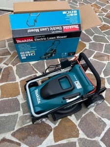 Tondeuse électrique MAKITA ELM4120 41cm 1600W Photo du client 1