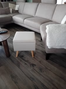 Relaxdays voetenbank met opbergruimte, kunststof linnen bekleding, gestoffeerd, houten poten, voetenbank met deksel, afmetingen 40x40x40 cm, beige Klantenfoto 1