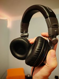 Zapasowe nauszniki 95 mm zpoliuretan – zamienniki do słuchawek Beyerdynamic / Philips, kolor czarny Zdjęcie produktu od klienta nr 1