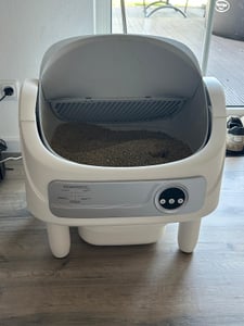 Lettaia autopulente da 75 L, mai più pulizie quotidiane, lettiera aperta con app, capacità XXL per case con più gatti, Aromabox, modalità notturna Foto del cliente 1