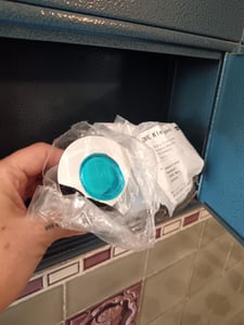 2er-Set Waschbecken-Stöpsel mit Haarfänger, Pop-up Abflussfilter aus Edelstahl mit herausnehmbarem Filterkorb, ideal für Waschbecken als Ersatz. Kunden-Foto 1