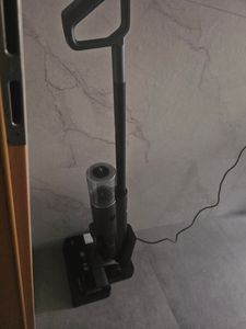 Aspirapolvere a batteria JONR ED12 Pro per uso a secco e a umido, pulizia automatica con acqua calda e asciugatura ad aria calda, pulizia degli angoli, serbatoio dell'acqua da 850 ml Foto del cliente 4