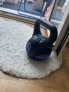 MOVIT Hantle Kettlebell - 6 kg, czarno-fioletowy Zdjęcie produktu od klienta nr 1