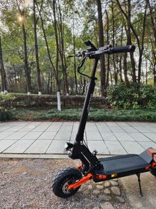 JOYOR S5 ABE- Faltbar Elektroroller - 500W Motor 48V13AH Akku 10 Zoll Reifen - Schwarz Kunden-Foto 13