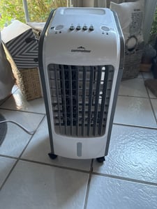 SENA MESKO mobiles Klimagerät mit Wasserkühlung, Mobile Klimaanlage leise, Kühlender Ventilator Mobile klimagerät, MS7917, 60W, 4L, Kunden-Foto 1
