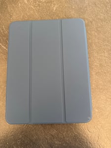 Fintie Hülle für iPad (A16) 11 Generation 11 Zoll 2025, iPad 10 Generation 10.9 Zoll 2022 mit Stifthalter - ultradünne leichte Schutzhülle mit transparenter Rückseite, Auto Schlaf/Wach, Meeres Ombre Kunden-Foto 1
