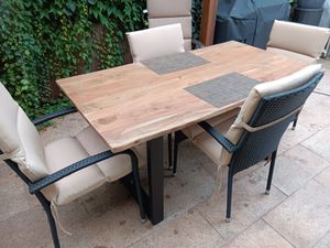 SIT Möbel Baumkante-Esstisch 200 x 100 cm | Tischplatte Akazie natur | Gestell Metall schwarz | B 200 x T 100 x H 77 cm | 07100-99 | Serie TABLES & CO Kunden-Foto 1