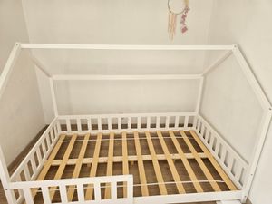 Bett mit gutem Qualitätspreis