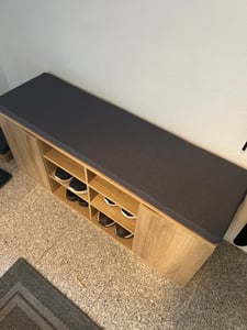 KESPER Schuhschrank Eichedekor mit Sitzkissen – 103 x 30,5 x 48 cm – 6 Fächer & 2 Türen mit variablen Einlegeböden – praktische Sitzbank – 1592813 Kunden-Foto 1