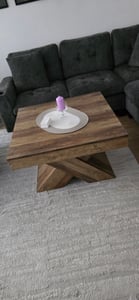 Tribesigns, tavolino quadrato, 80 cm, in stile rustico, in legno, con struttura a X, ideale per il soggiorno, tavolino ausiliario per piccoli spazi Foto del cliente 1