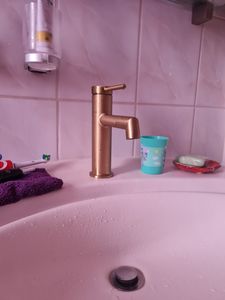 Waschtischarmatur 360° Drehbar, Bleifrei Gold Gebürstet, Kalt Warm, Lonheo, Badarmatur Mischbatterie, Wasserhahn Bad, Waschbeckenarmatur Kunden-Foto 1