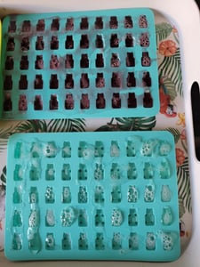GKA 2 Stück 3D Silikon Silikonform Gummibärchenform für 100 Gummibärchen mit 2 Pipetten Bärchen Bär selber herstellen Silikonform Form Kunden-Foto 1