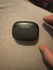 JBL Wave 200 TWS True-Wireless In-Ear Bluetooth-Kopfhörer - Schwarz Kunden-Foto 4