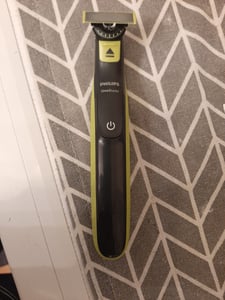 Philips OneBlade 360 QP2724/17 Face, Folienschaber, Grau, Limette, Akku, 45 min, 4 h, 1 W Kunden-Foto 1