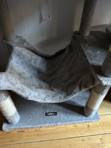 Feandrea XXL Kratzbaum, 199 cm, mehrstufig, mit Sisalstämmen, beige Kunden-Foto 7