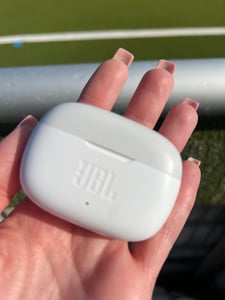 Jbl Wave 200 Kabellose Tws-Kopfhörer - Weiß Kunden-Foto 5