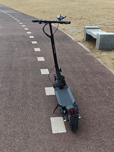 Y8-S