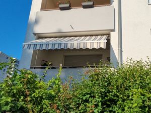 Leudus Markisenstoff mit Volant für 3x2,5m Markisen Markisenersatzstoff Markisentuch Sonnenschutz fertig genäht (2,82x2,5m SPD089) Kunden-Foto 9