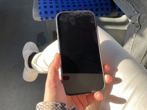 Apple iPhone 16 Pink - Smartphone - Mobiltelefon - 128 GB Kunden-Foto 4