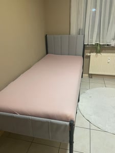 VASAGLE Einzelbettgestell, 90 x 200 cm, Bettgestell, mit gepolstertem Kopfteil, Bettrahmen, Stahl, trägt bis zu 250 kg, einfache Montage Kunden-Foto 5