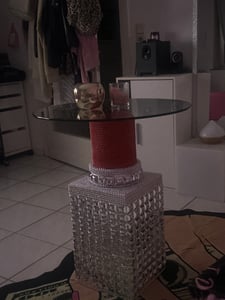 riess-ambiente Bistrotisch LIPSTICK 75cm rot silber Glas Polyresin Tischplatte rund Kunden-Foto 2