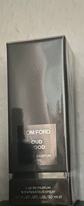 TOM FORD Oud Wood, Unisex, 50 ml, Spray, Alcohol Denat., Fragrance (parfum), Water Aqua Eau, Linalool, Hydroxycitronellal, Coumarin,..., 1 Stück(e) Kunden-Foto 1