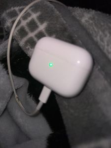 Bluetooth-hoofdtelefoon compatibel met iOS (iPhone) en Android – draadloze 5.0-hoofdtelefoon met USB-C-oplaadcase en ruisonderdrukking. Klantenfoto 1