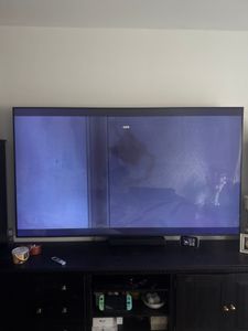Samsung Q70D 85" QLED 4K Tizen OS™ Smart TV (2024), 2,16 m (85"), 3840 x 2160 Pixel, QLED, Smart-TV, WLAN, Schwarz Kunden-Foto 1