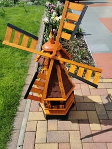 Windmühle, Windmühlen kugelgelagert aus Holz mit Solar grün Typ 4 Kunden-Foto 1