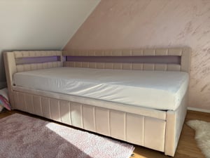 Flieks Polsterbett 90x200cm mit Ausziehbett (90x190cm), Tagesbett Schlafsofa mit Usb und Led, Jugendbett Kinderbett Einzelbett mit Lattenrost, Samt Kunden-Foto 3