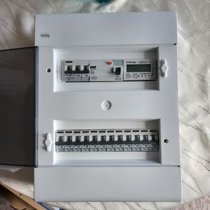 RoadEu - Leitungsschutzschalter Komplett mit Zähler - Fi Schutzschalter 40A, B 16A, B 10A Sicherungsautomat - Aufputz Verteilerkasten Sicherungskasten Kunden-Foto 1
