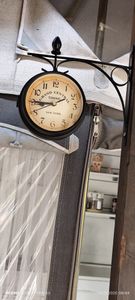 Horloge de gare double face, Horloge de gare résistante aux intempéries, Horloge murale rétro double face noire, Horloge murale rétro avec support, Décorative, Outdoor Retoo Photo du client 1
