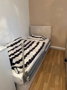 200cm Baby Bettgitter Einziehbare Babybettgitter Kinder Bettgitter Bettschutzgitter Höhenverstellbar Rausfallschutz für Bett grau Kunden-Foto 1