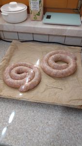 Schweindärme 28/30mm | 15 Meter | Schweinedarm Wurst Naturdarm Würstchen Därme zur Wurstherstellung Natürliche Schweinedärme - Kaliber 28/30 mm, 15 m Kunden-Foto 7