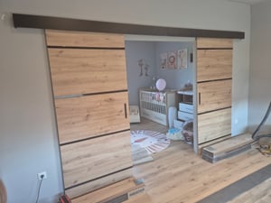 Schiebetür Saldor 90 4 - Eiche Artisan / Schwarz Kunden-Foto 1