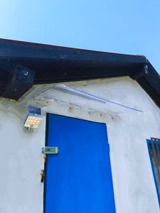 UISEBRT strieška na vchodové dvere 50×240 cm priehľadná - vchodová strieška z číreho PET, odolná proti poveternostným vplyvom s UV ochranou, jednoduchá inštalácia na balkón, okno alebo terasu Fotografia od zákazníka č. 5