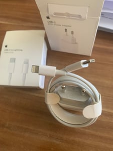 Original Apple 20W USB-C Power Adapter & 2M USB-C zu Lightning Ladekabel Ladegerät iPhone 14 13 12 11 X Pro Max Kunden-Foto 1