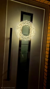 LED-metaalkrans zilver met 960 LED's in warm wit - 36 cm - Decoratieve krans om op te hangen, geschikt voor buiten, met timer Klantenfoto 1